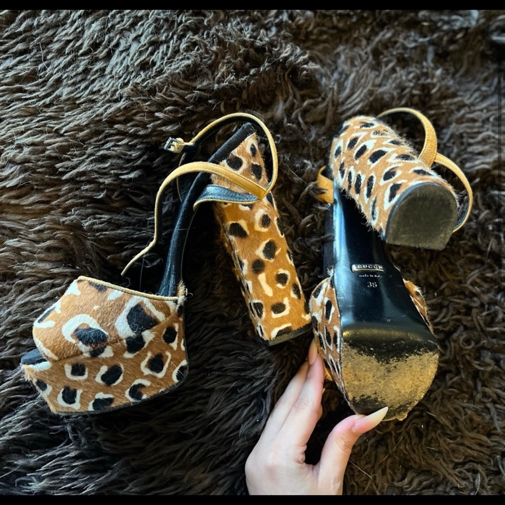 Authentic Gucci platform heels size 36